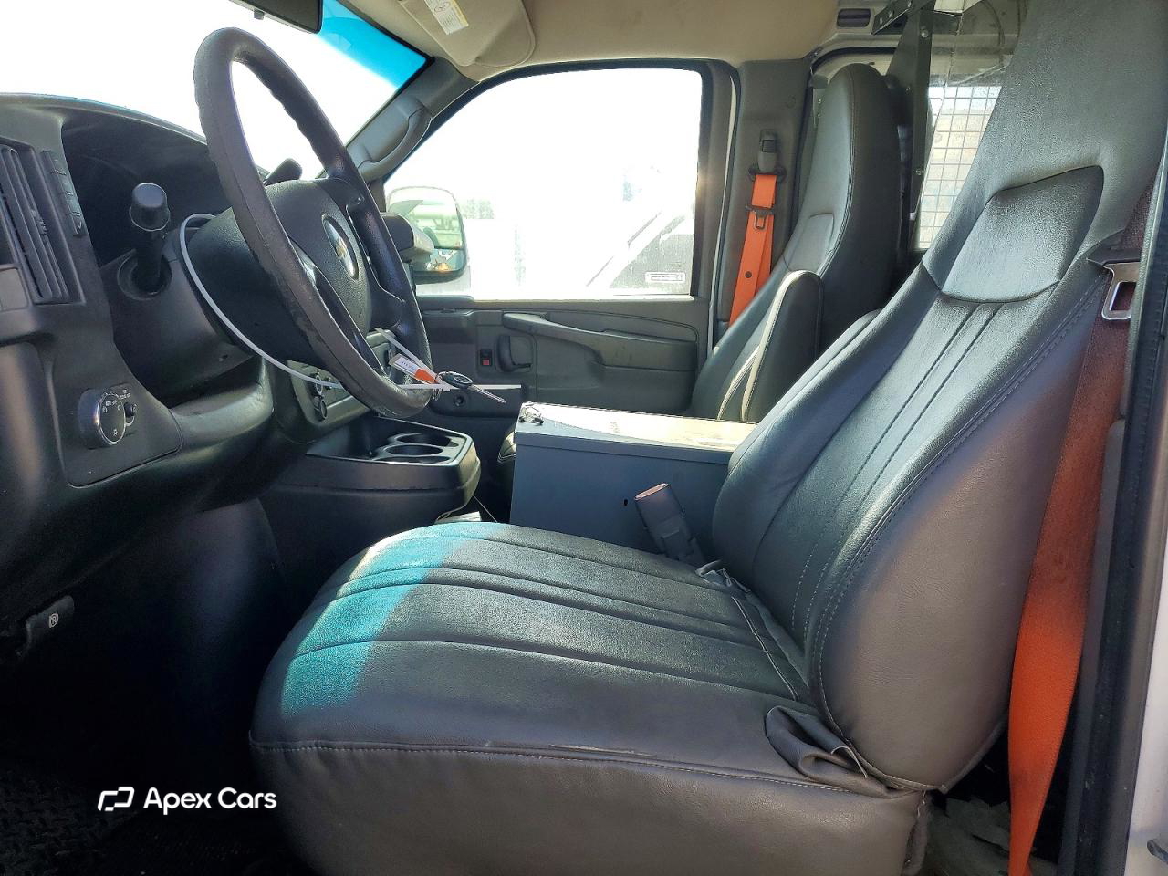 Chevrolet Express 2013
