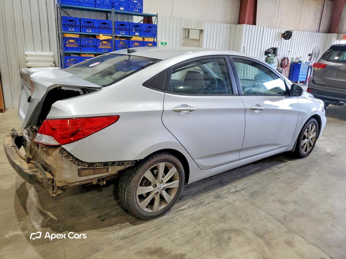 Hyundai Accent 2012