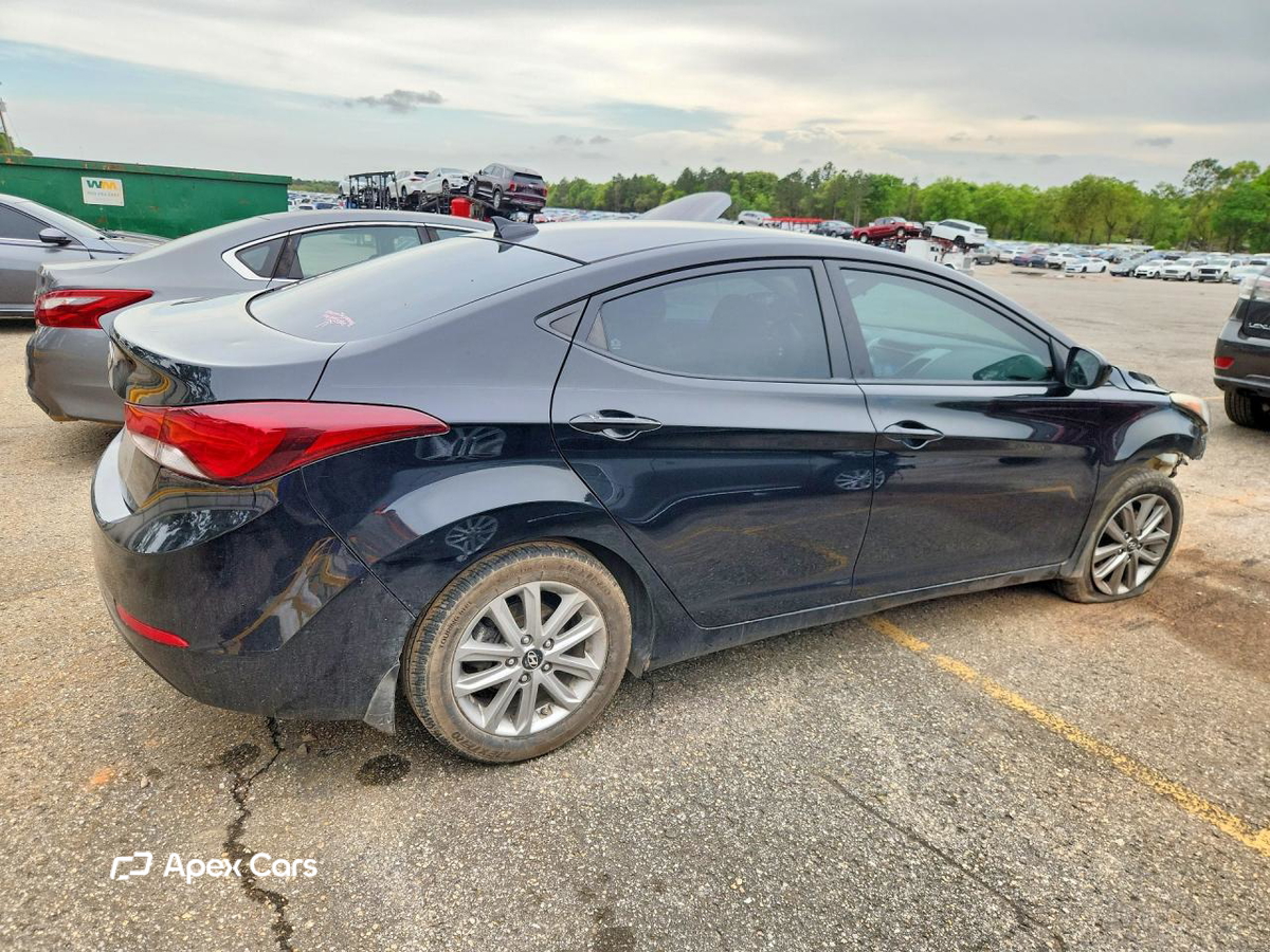 Hyundai Elantra 2016