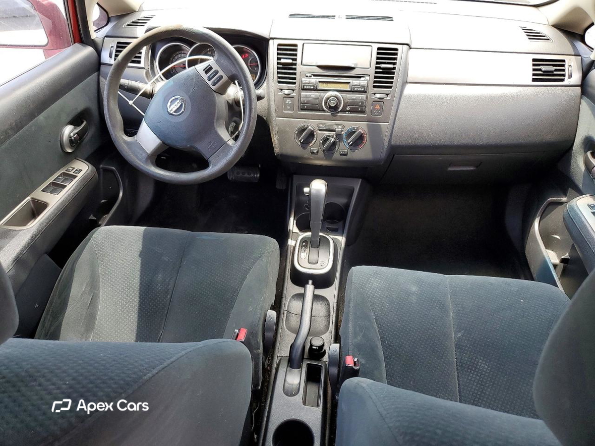 Nissan Versa 2010