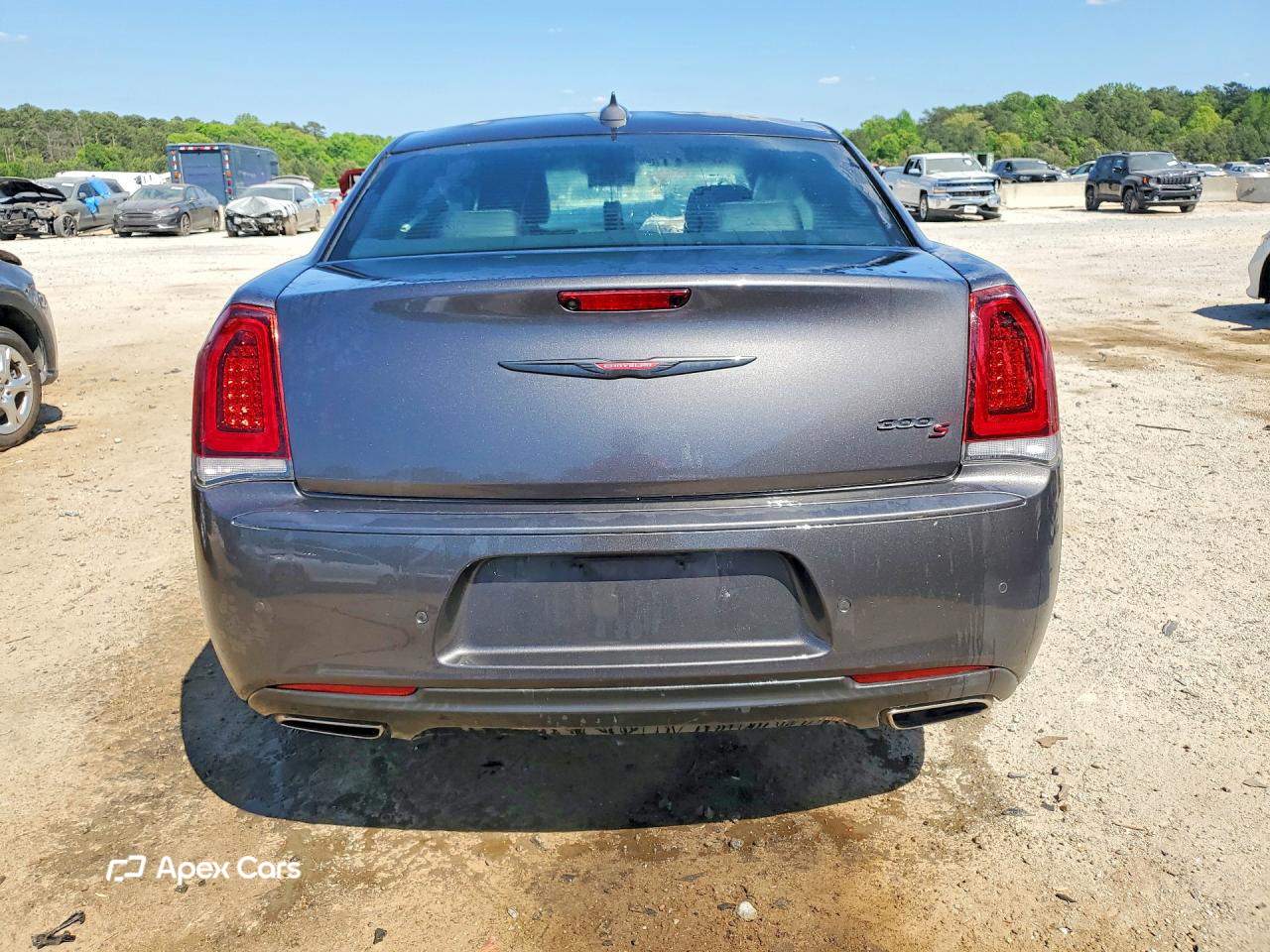 Chrysler 300 2023
