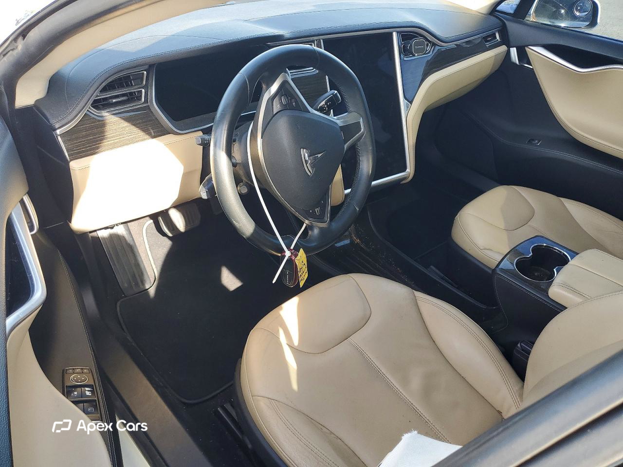 Tesla Model S 2014
