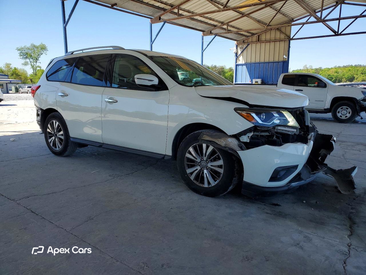 Nissan Pathfinder 2018