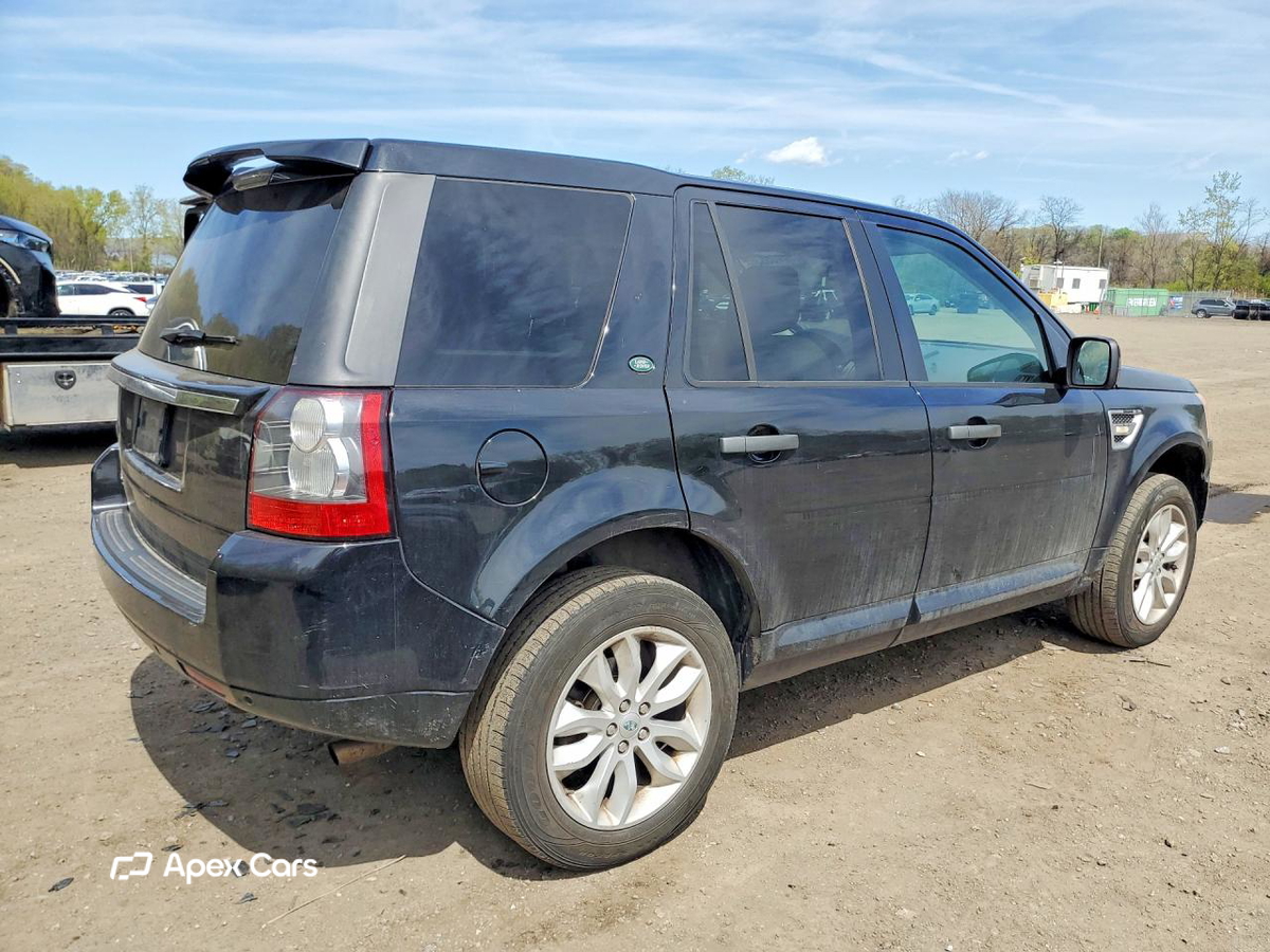 Land Rover LR2 2011