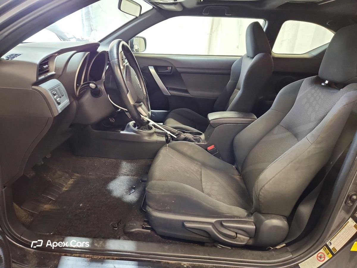 Scion tC 2012