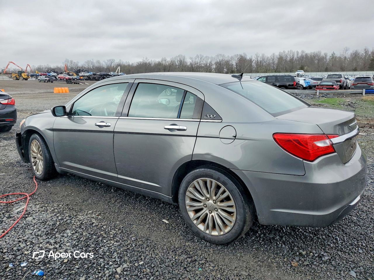 Chrysler 200 2012