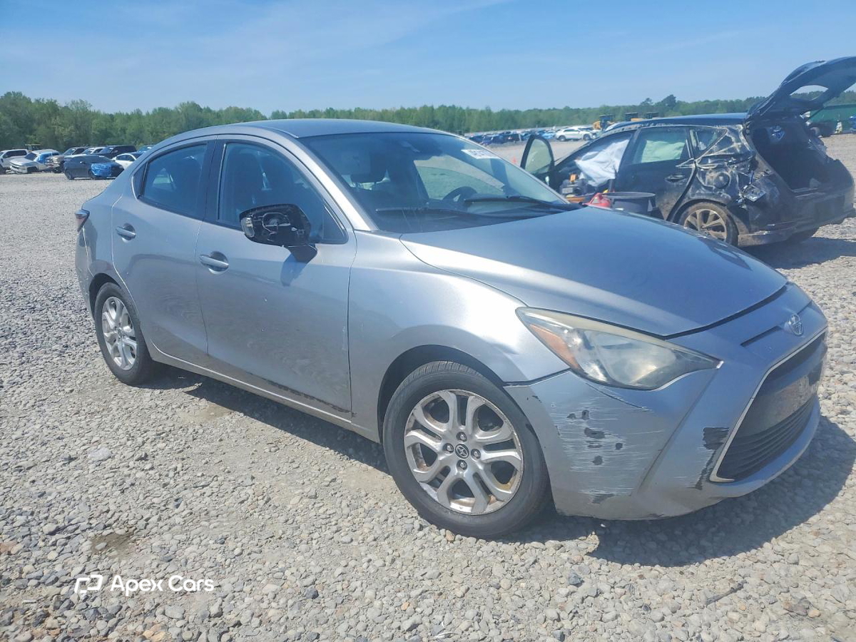 Scion iA 2016