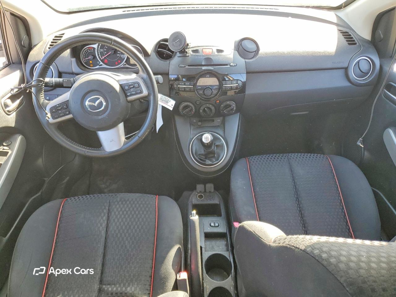 Mazda 2 2011