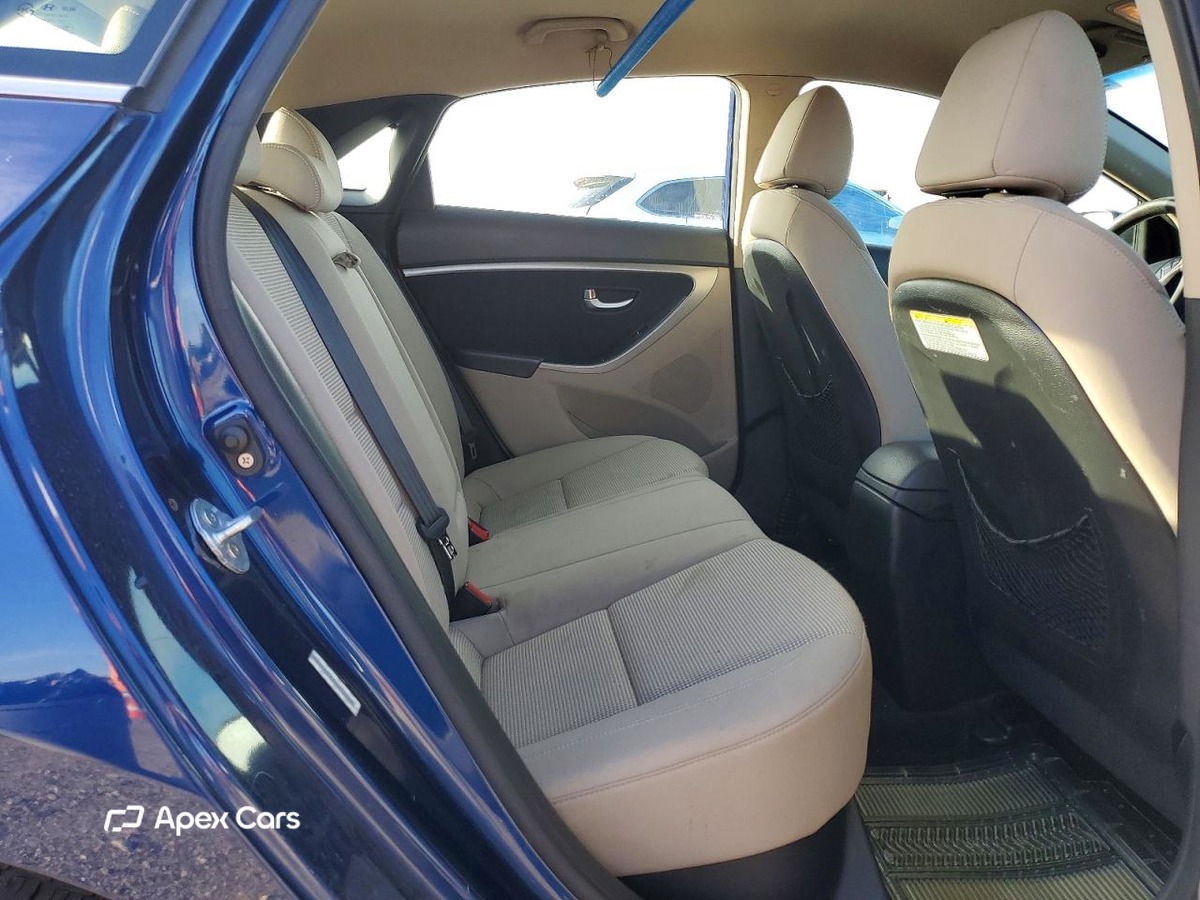Hyundai Elantra 2013