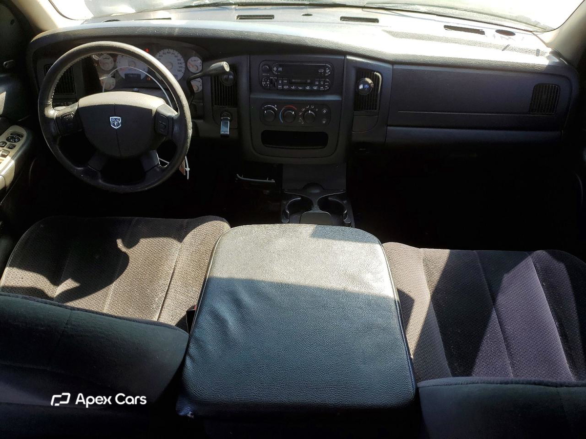 Dodge RAM 2004