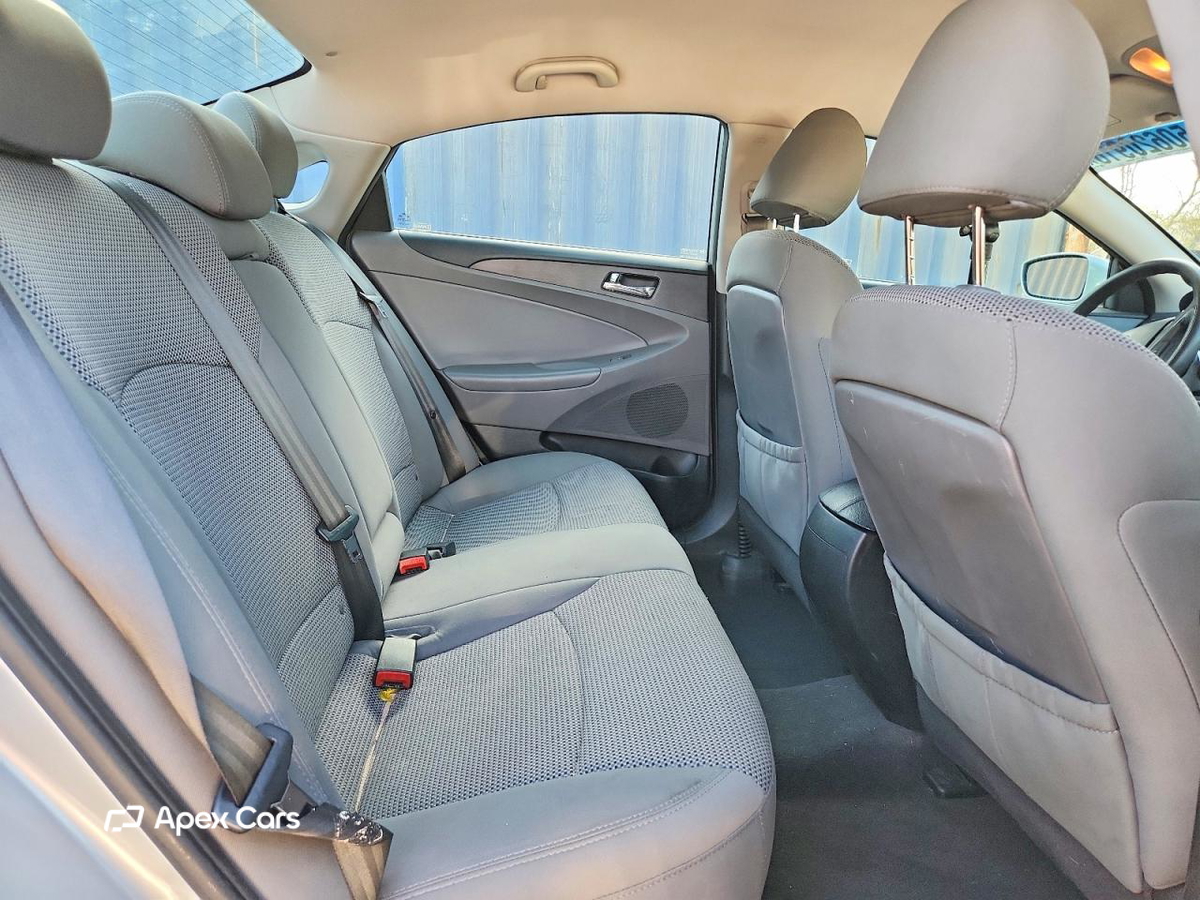 Hyundai Sonata 2013