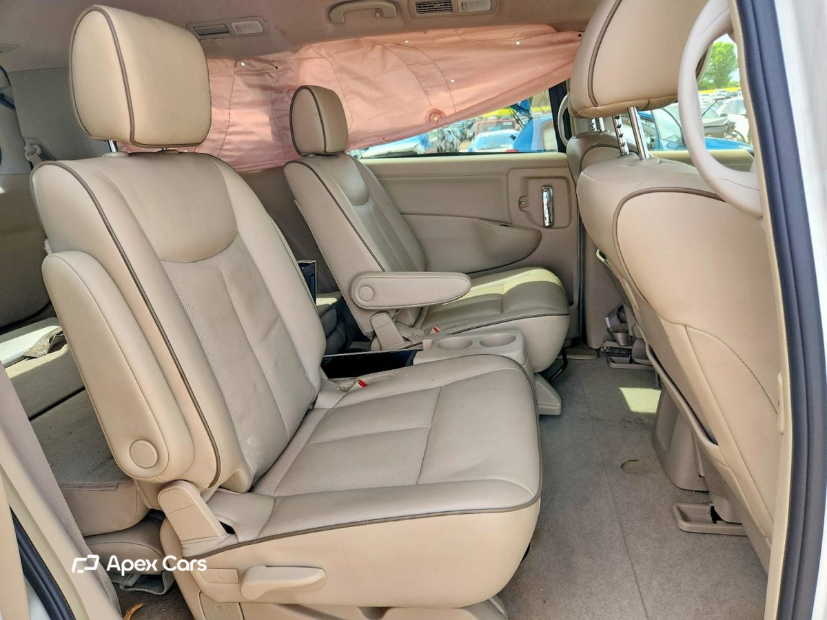 Nissan Quest 2014