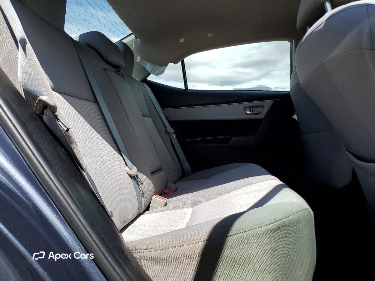 Toyota Corolla 2015