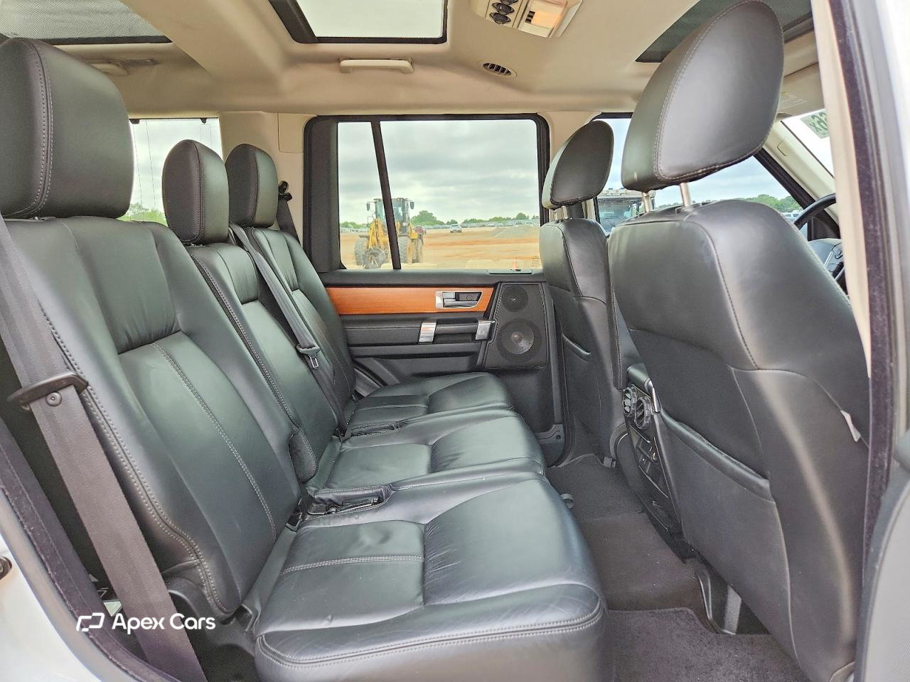Land Rover LR4 2011