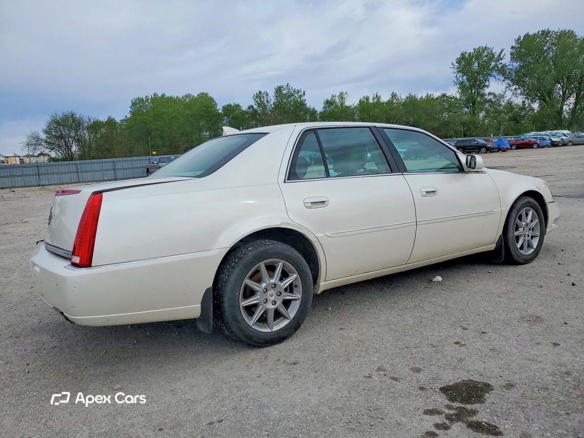 Cadillac DTS 2018