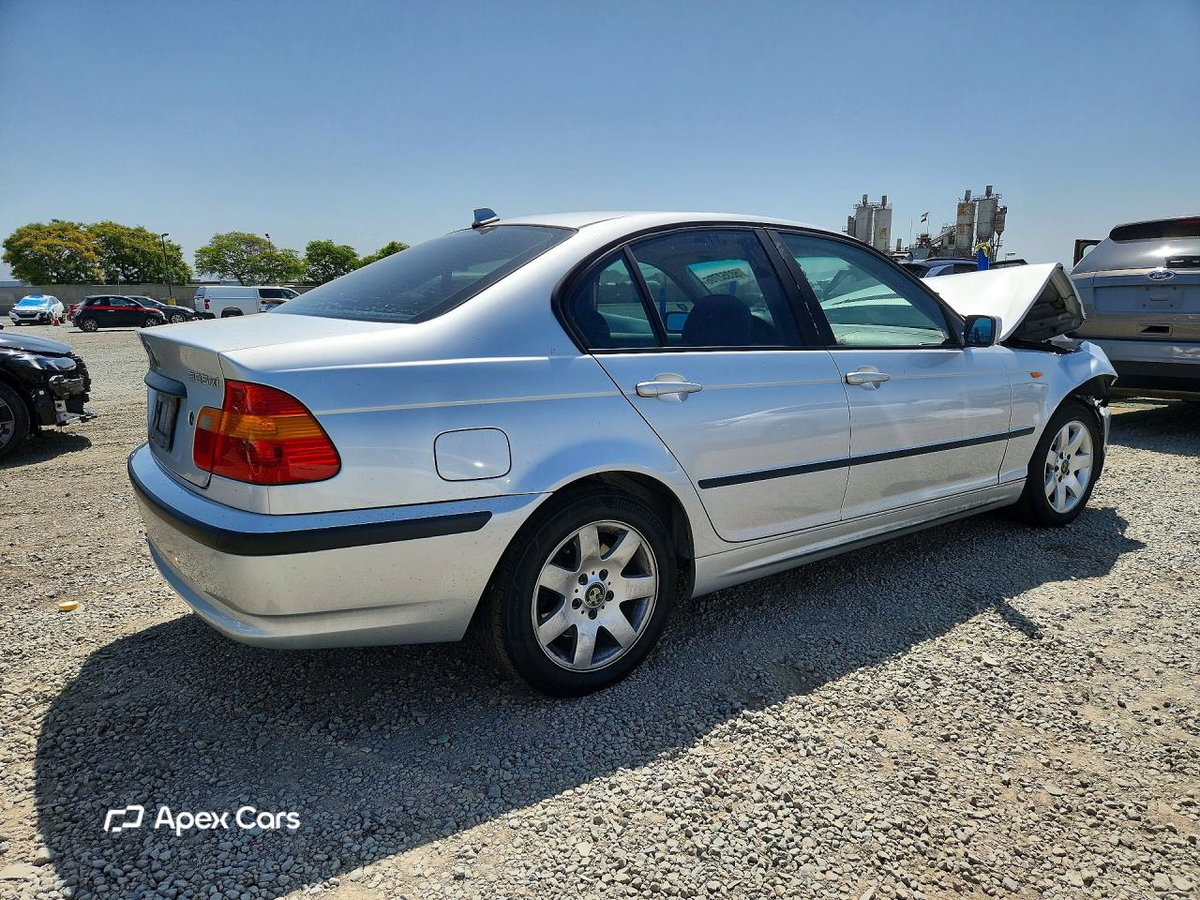 BMW Series 3 2004