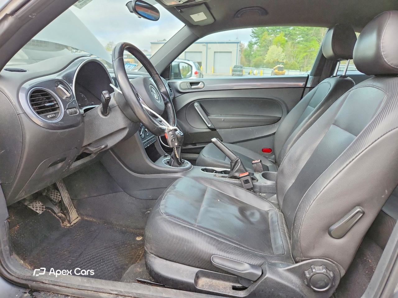 Volkswagen Beetle 2012