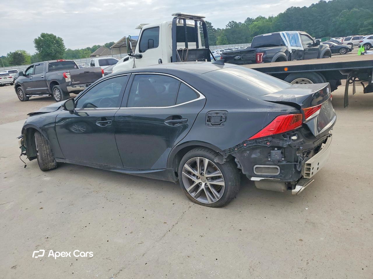 Lexus IS 2018
