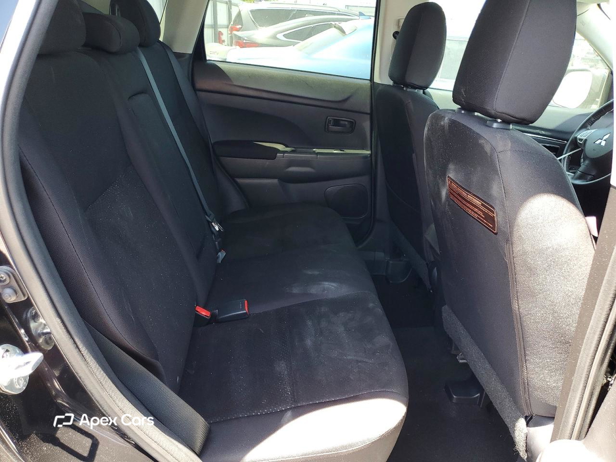 Mitsubishi Outlander 2013