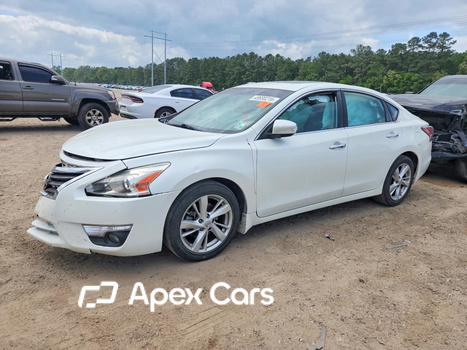 Nissan Altima 2015 - Image 1 of 13