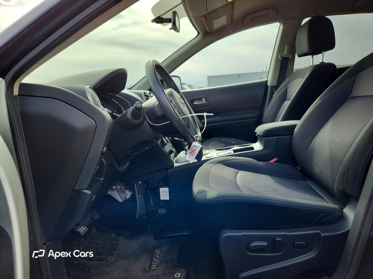 Nissan Rogue 2012