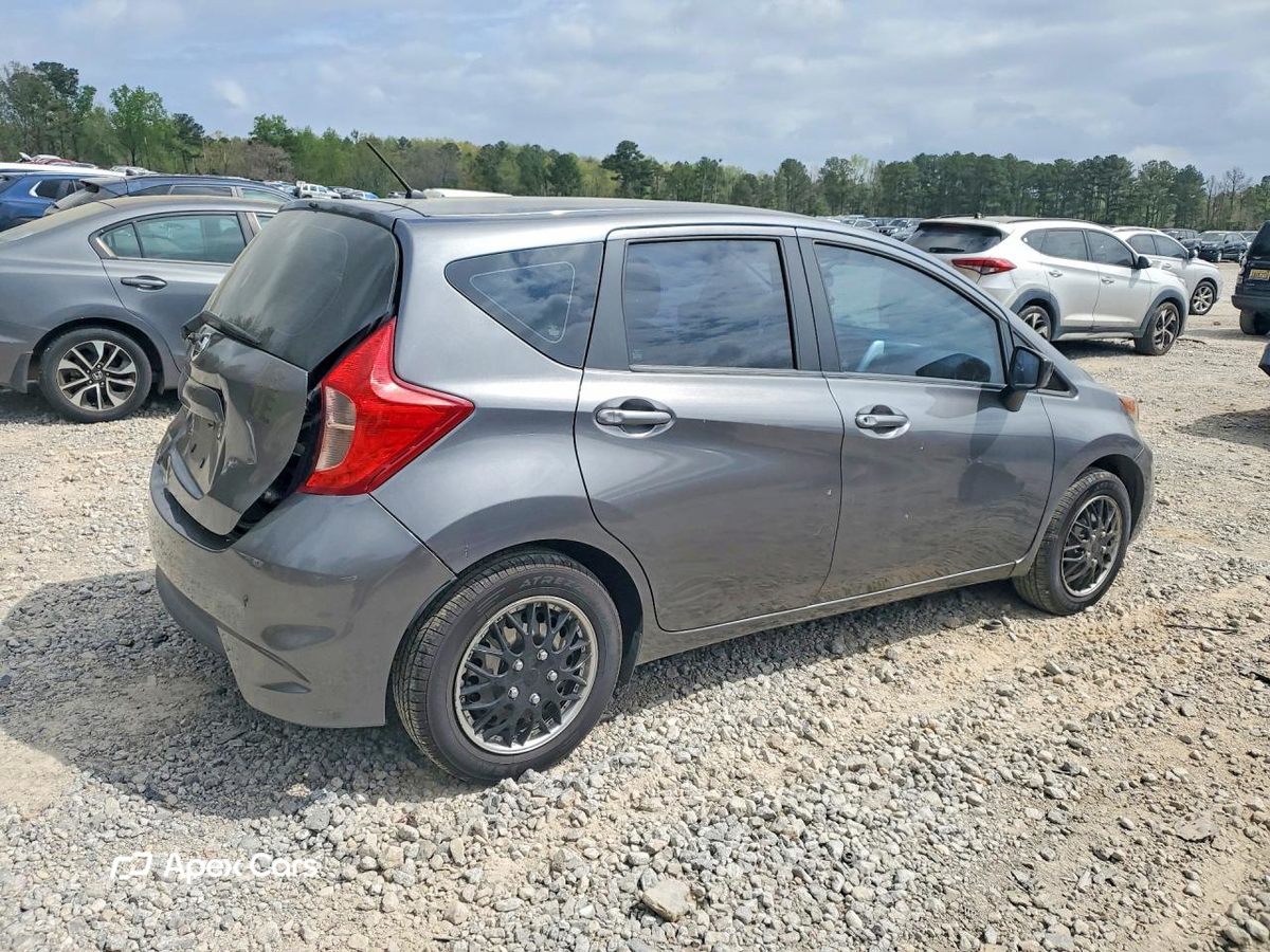 Nissan Versa 2018