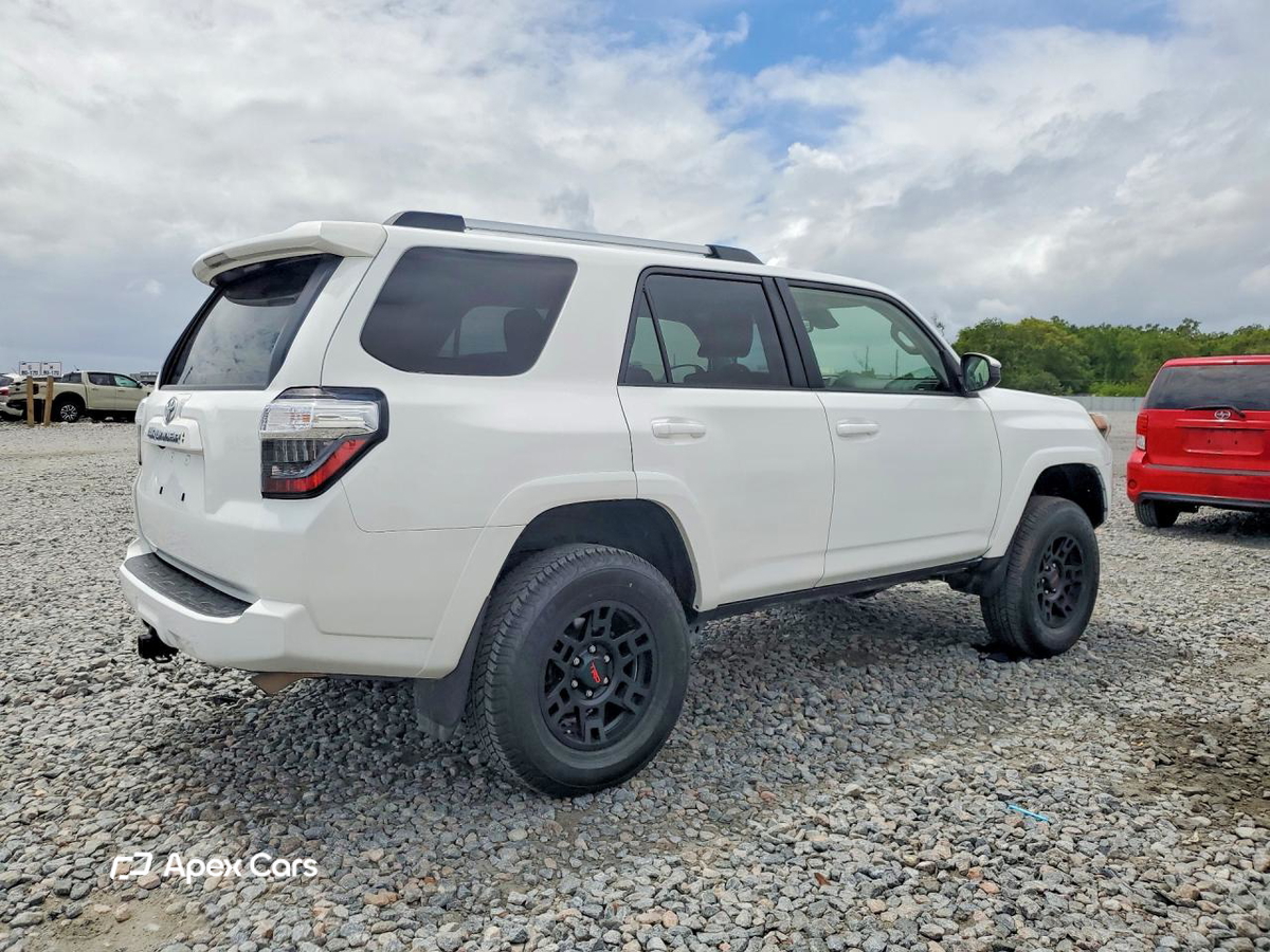 Toyota 4Runner 2024