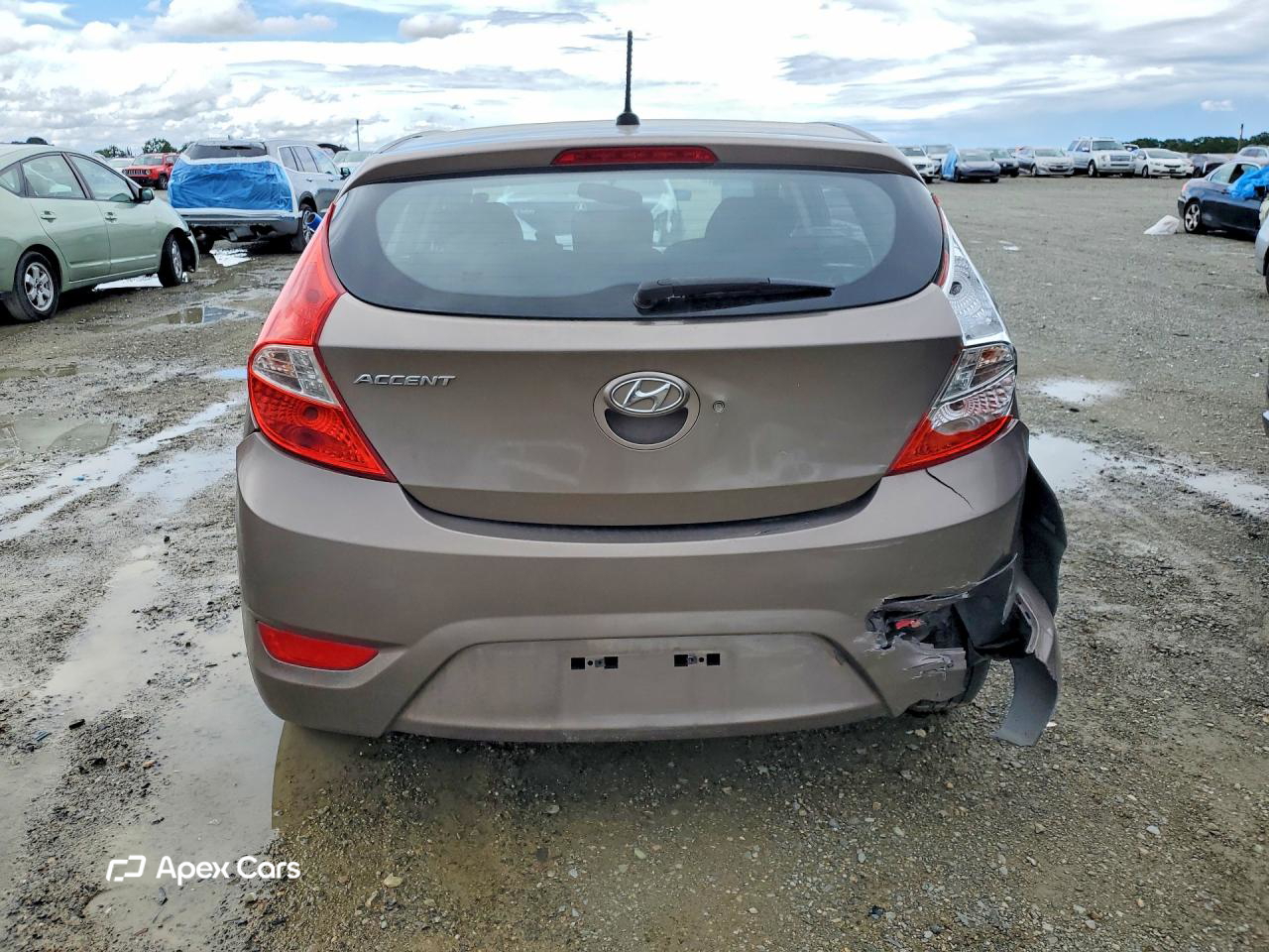 Hyundai Accent 2012