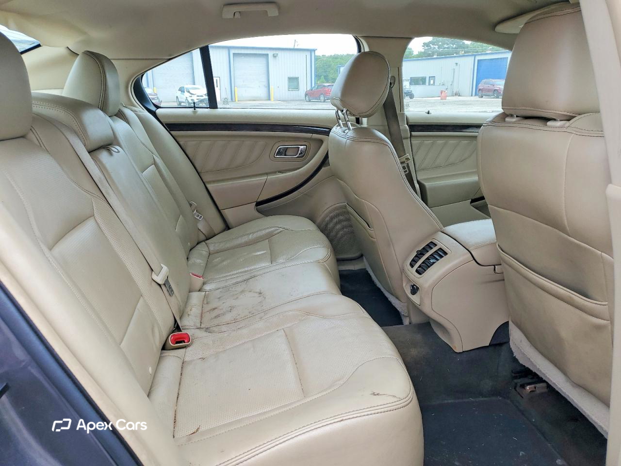 Ford Taurus 2013