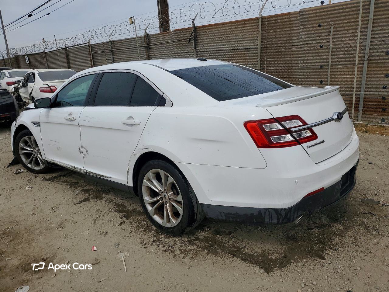 Ford Taurus 2013