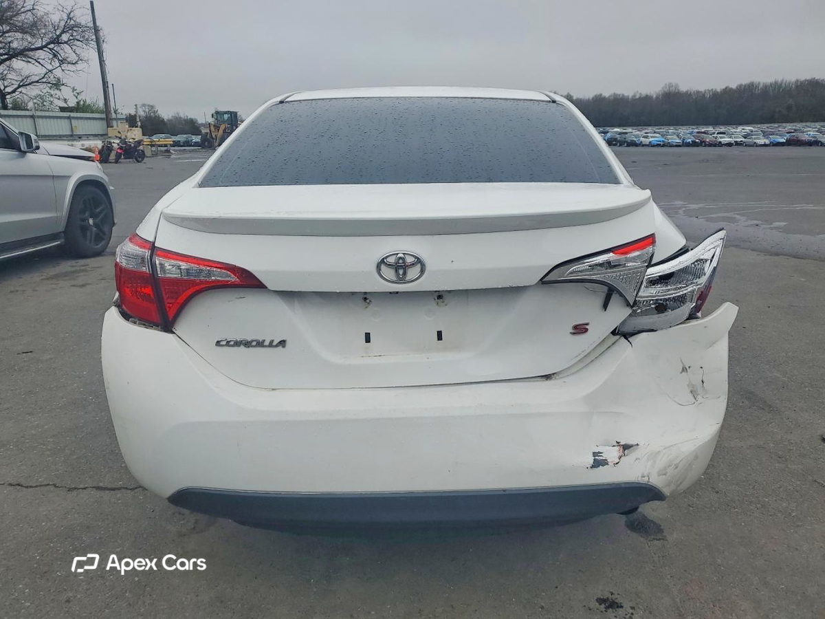 Toyota Corolla 2015