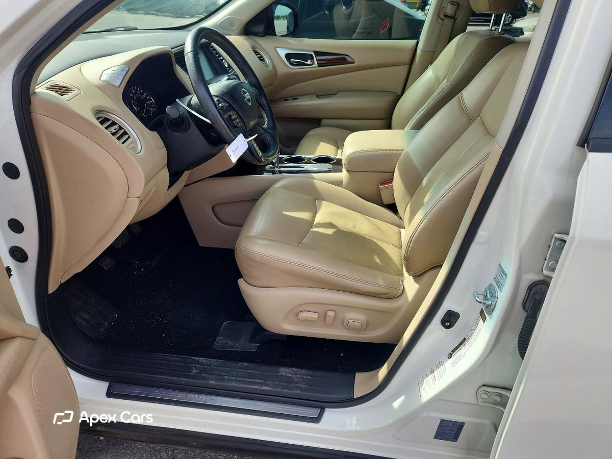 Nissan Pathfinder 2016