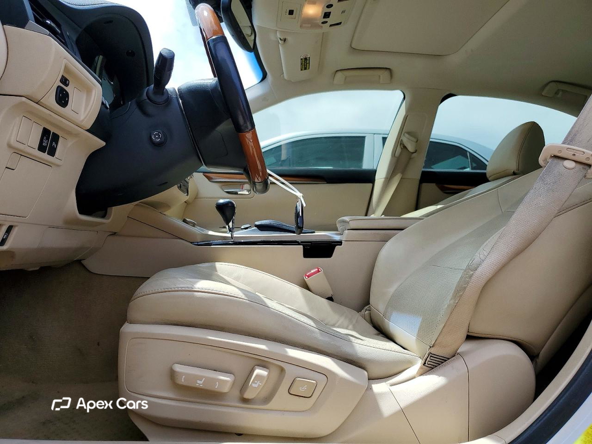 Lexus ES 2013