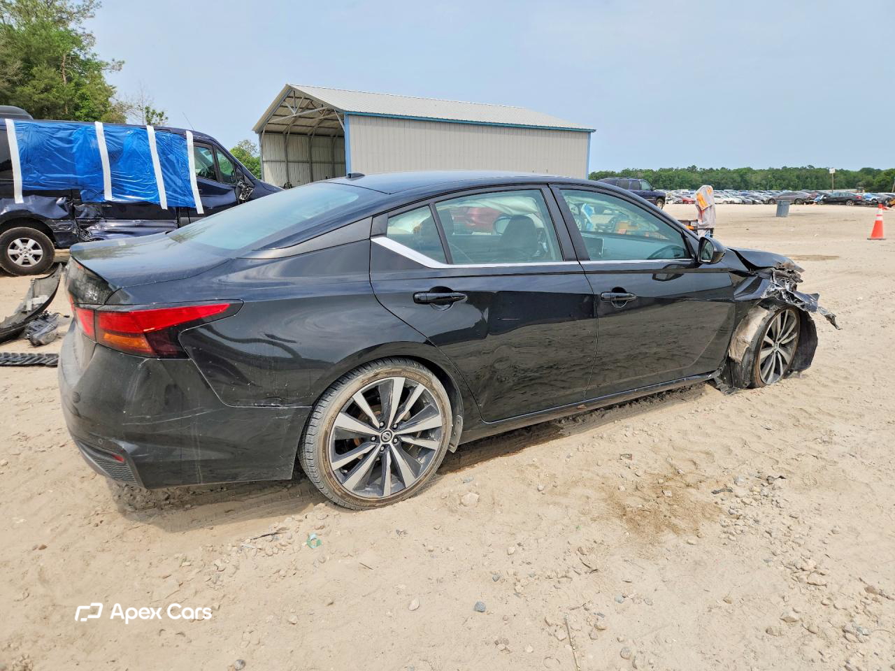 Nissan Altima 2021