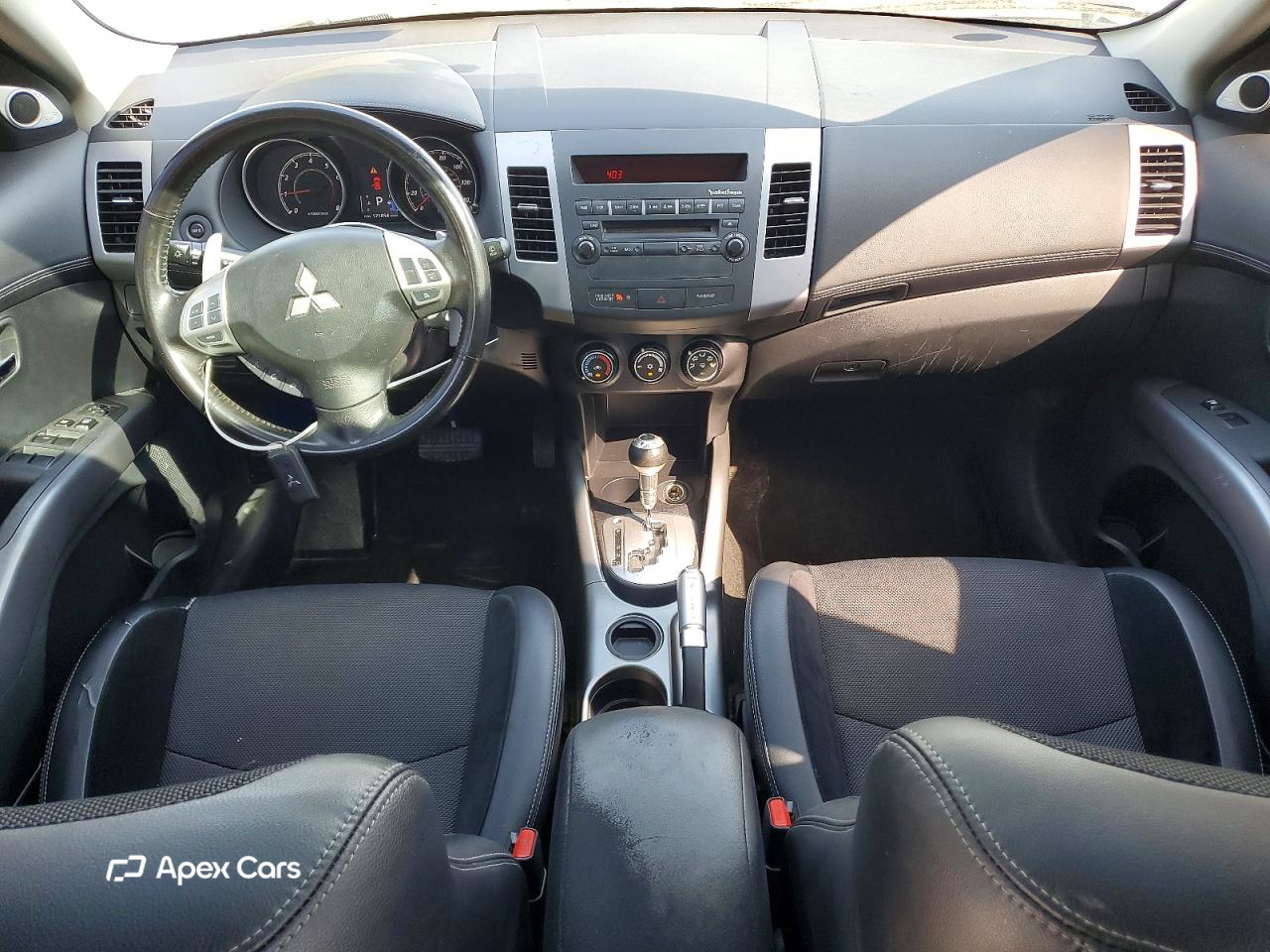 Mitsubishi Outlander 2012