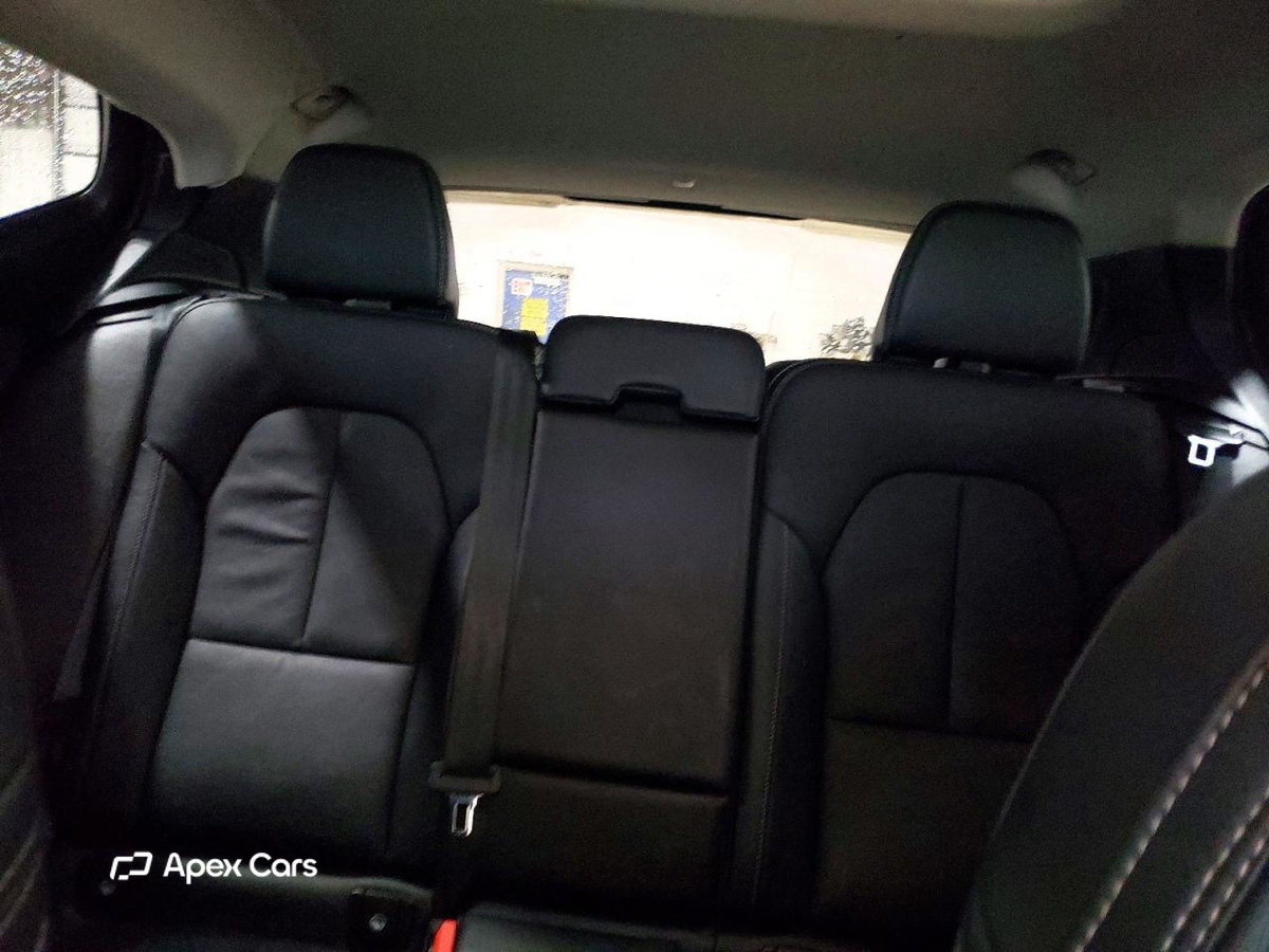 Volvo XC40 2024
