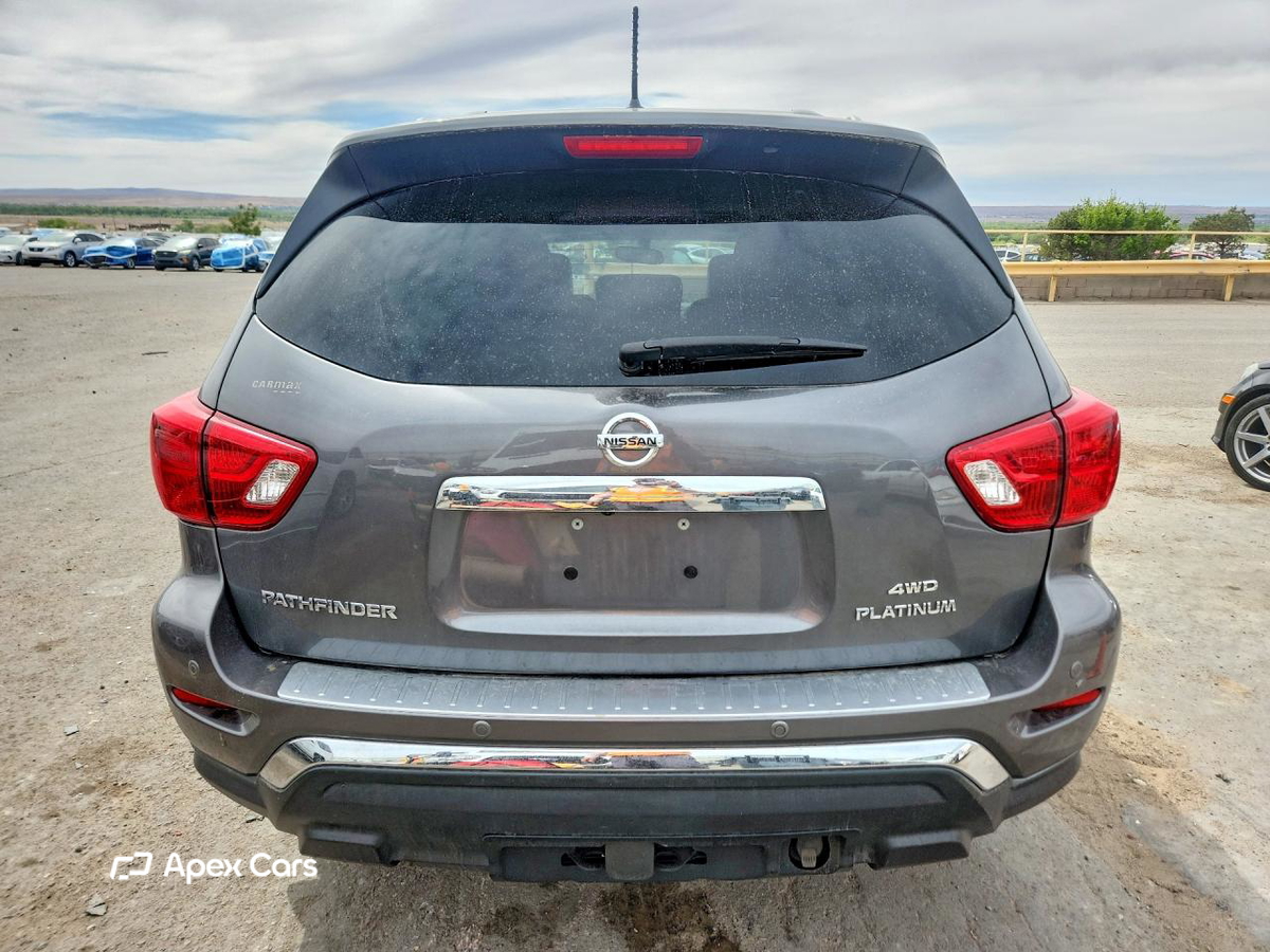 Nissan Pathfinder 2018
