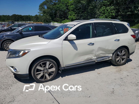 Nissan Pathfinder 2016 - Image 1 of 5
