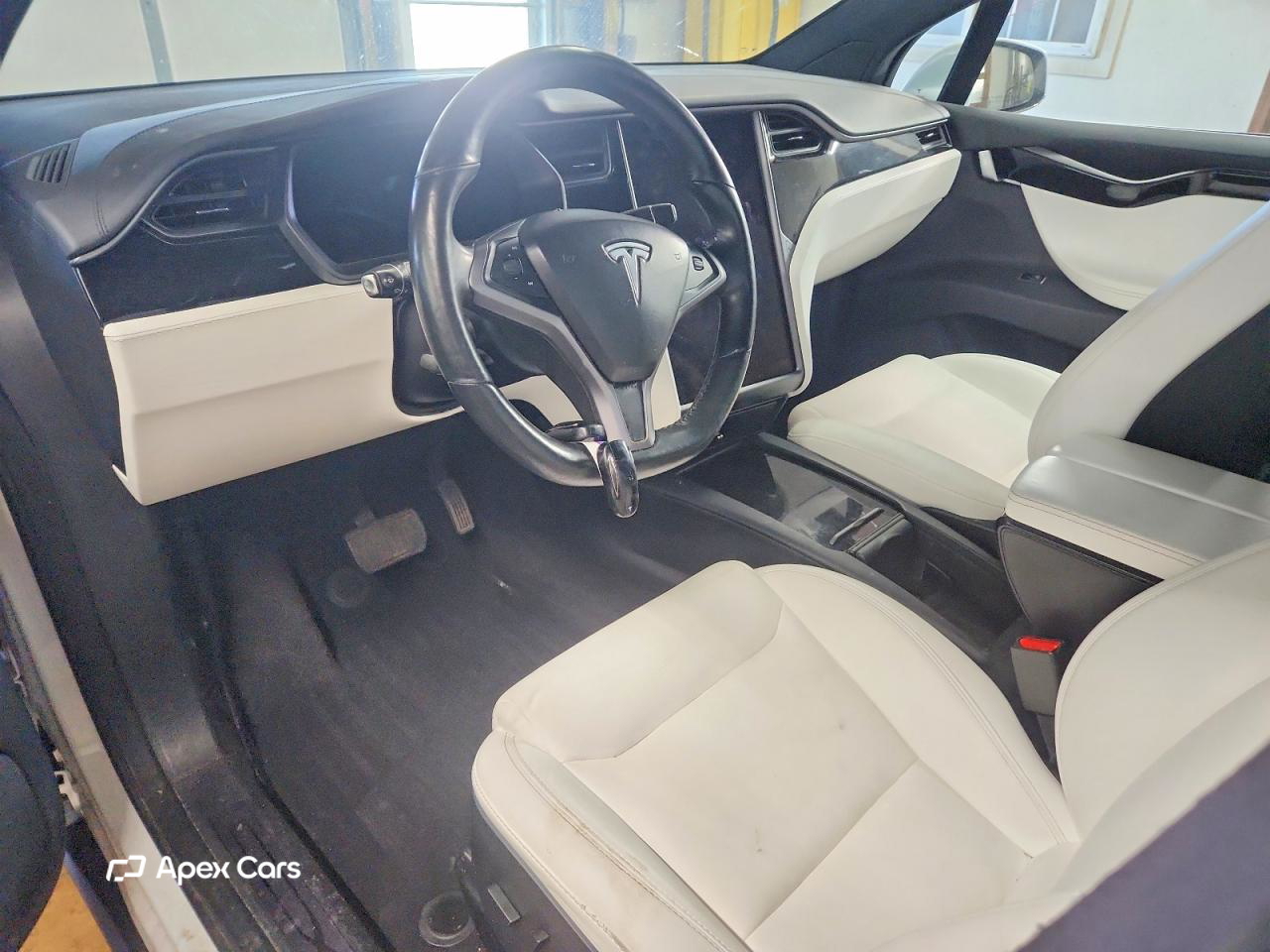 Tesla Model X 2020