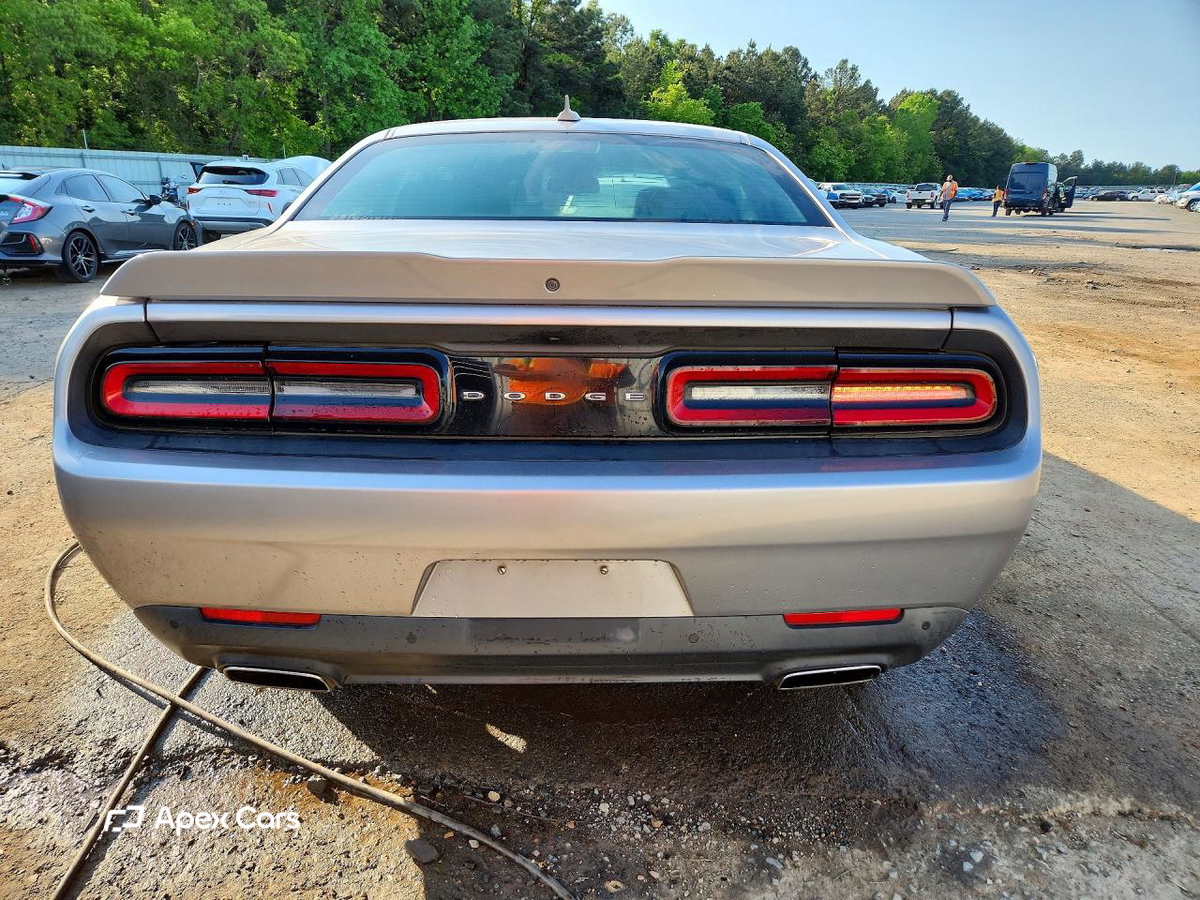 Dodge Challenger 2015