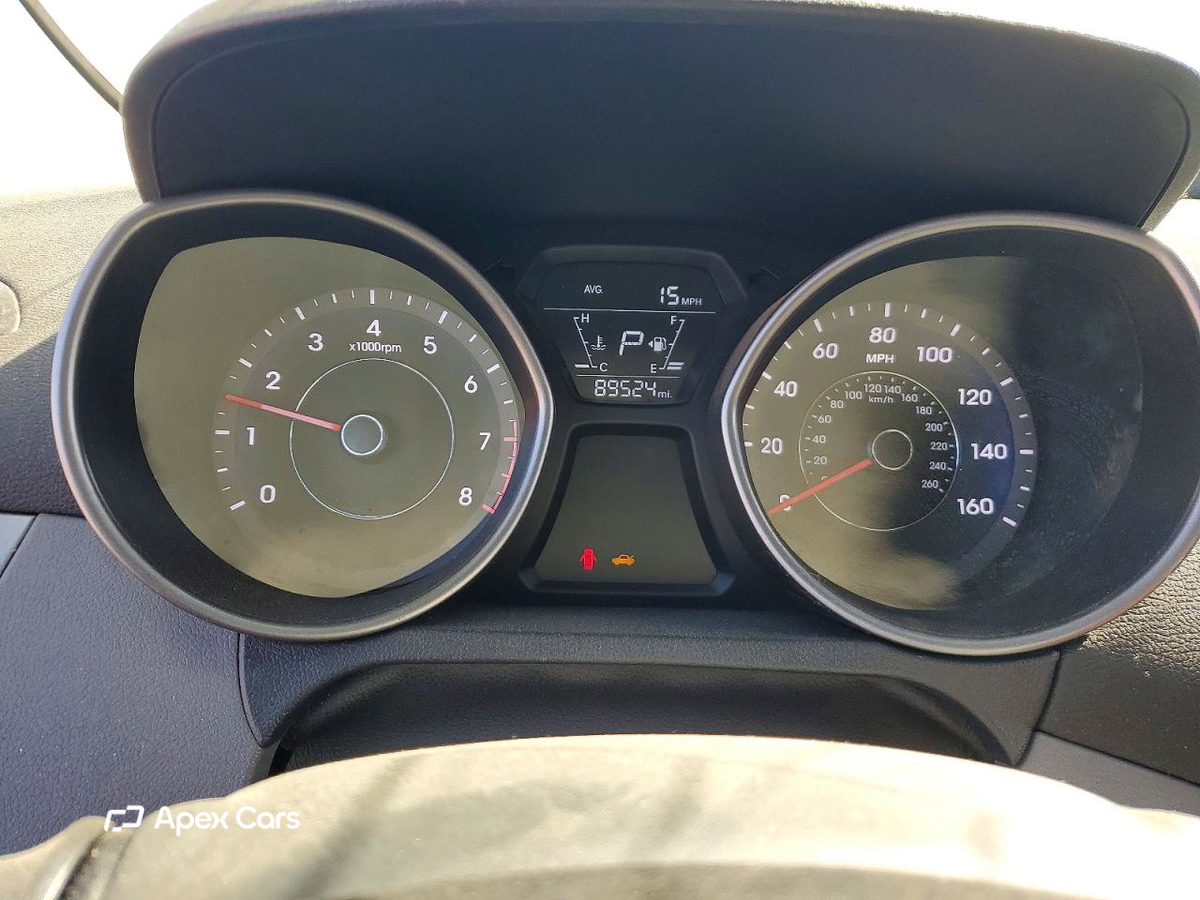 Hyundai Elantra 2015