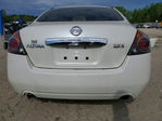 Nissan Altima 2010