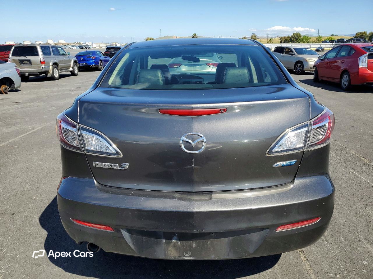 Mazda 3 2013