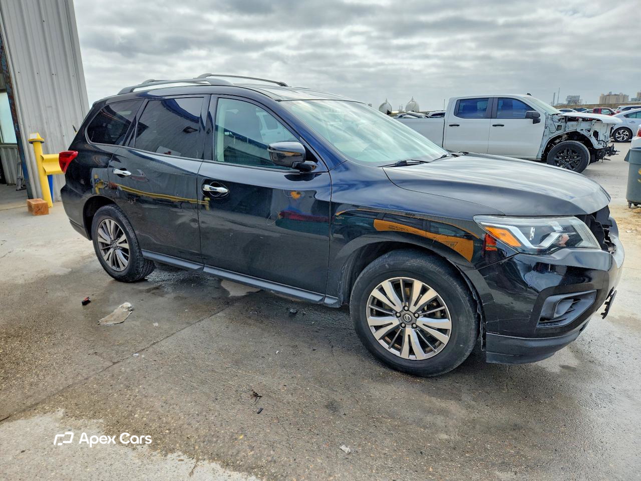 Nissan Pathfinder 2019