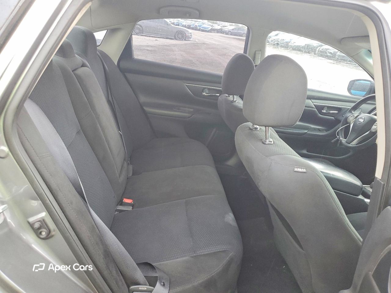 Nissan Altima 2015