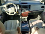 Toyota Sienna 2012