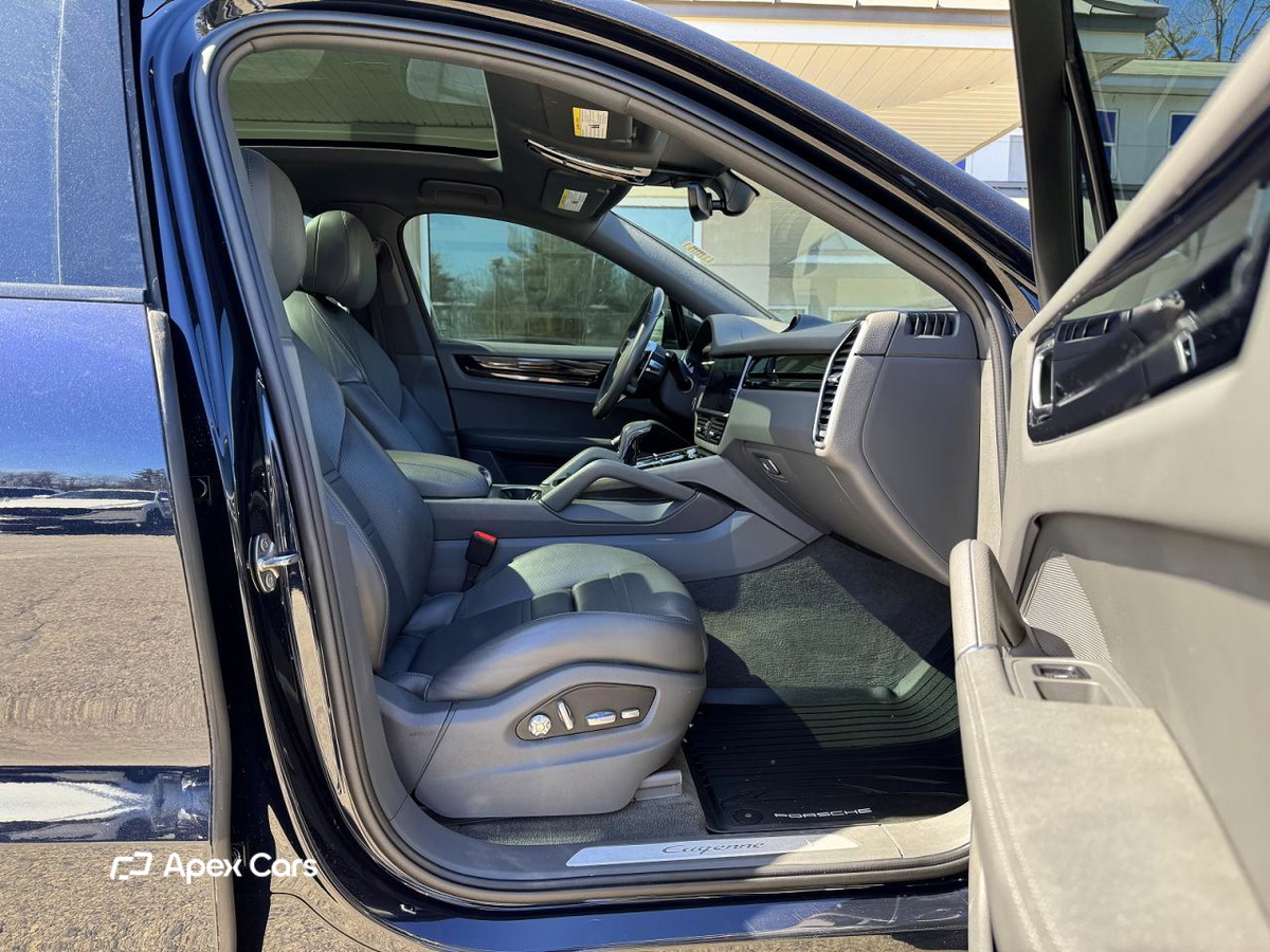 Porsche Cayenne Coupe 2021