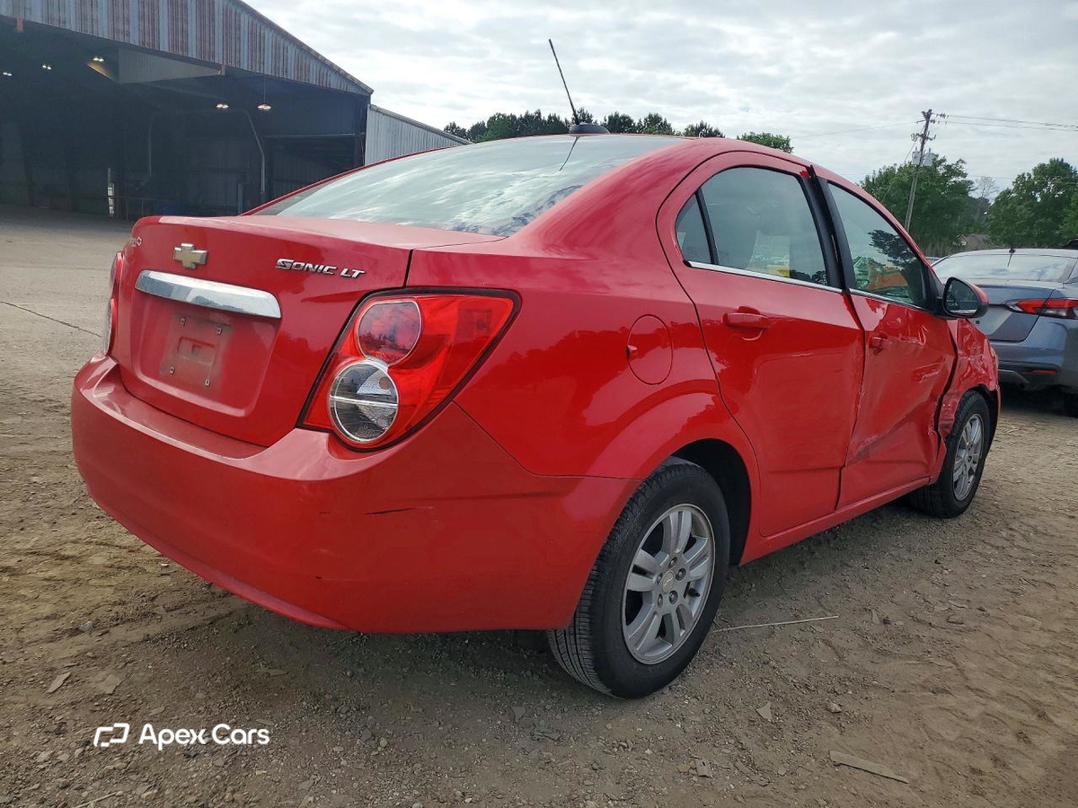 Chevrolet Sonic 2015