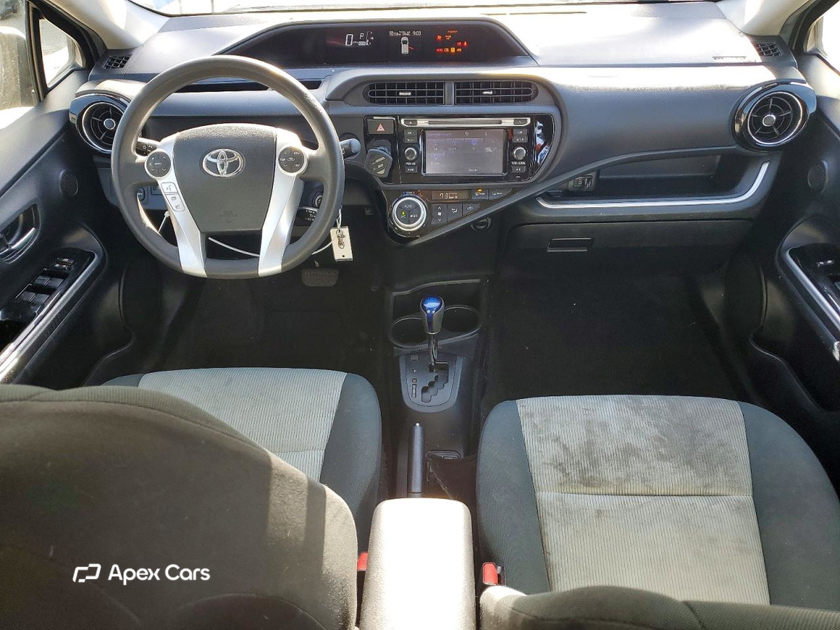 Toyota Prius 2015