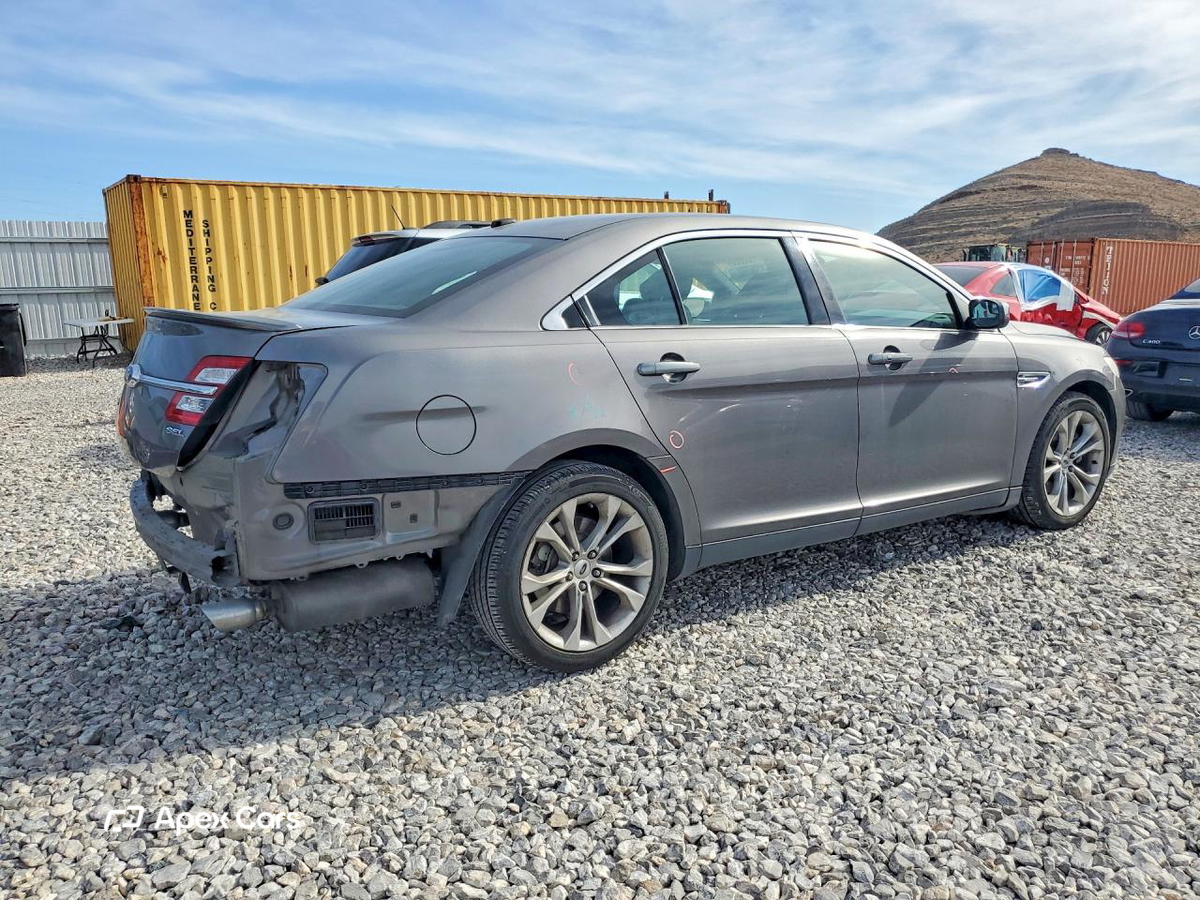 Ford Taurus 2013
